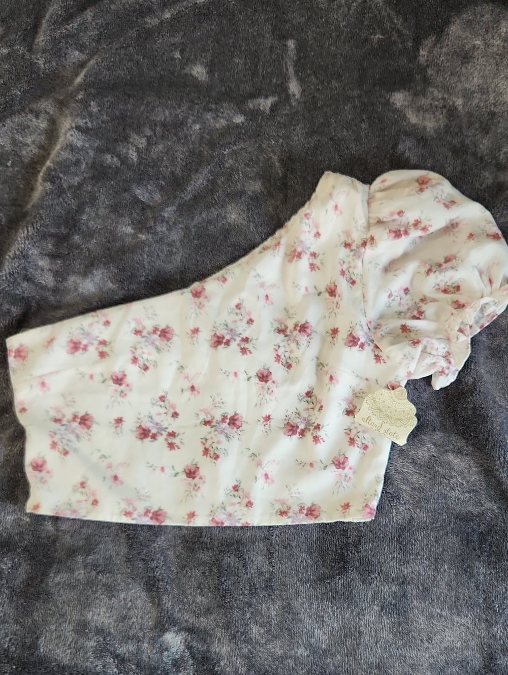 Altar'd State Floral Puff Sleeve One-Shoulder Top - Pink & Cream